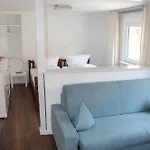 Zwovier 게스트하우스 3*