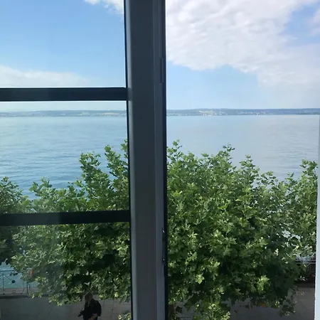 Zwovier Meersburg