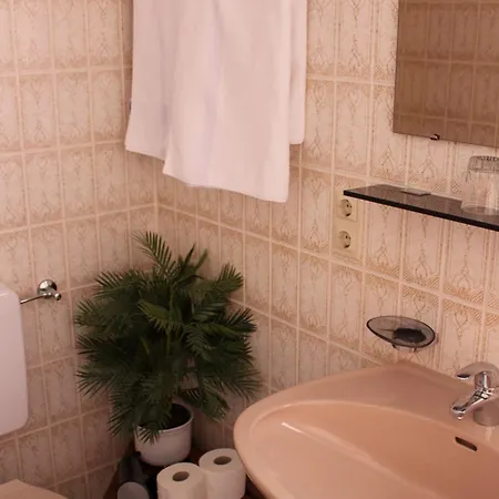 Zwovier Guest house